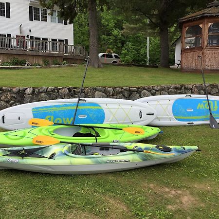 Little Hawk Resort & Marina Algonquin Highlands Esterno foto
