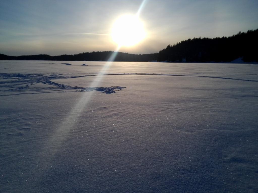 Little Hawk Resort & Marina Algonquin Highlands Esterno foto